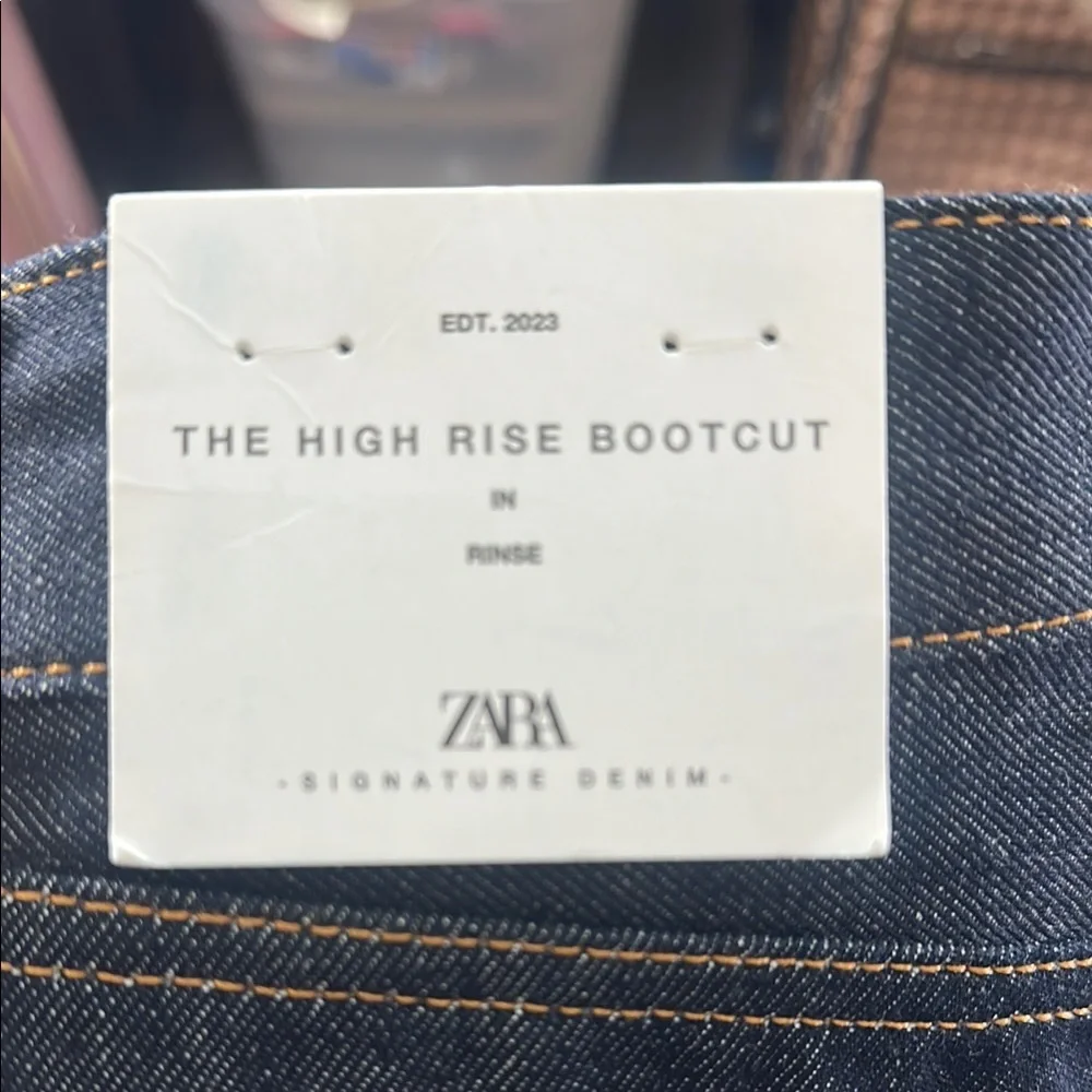 Zara High Rise Bootcut - Picture 3 of 5
